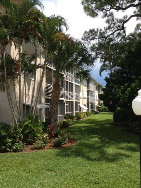 Unit for sale at 2562 N Garden Drive, Lake Worth, FL 33461