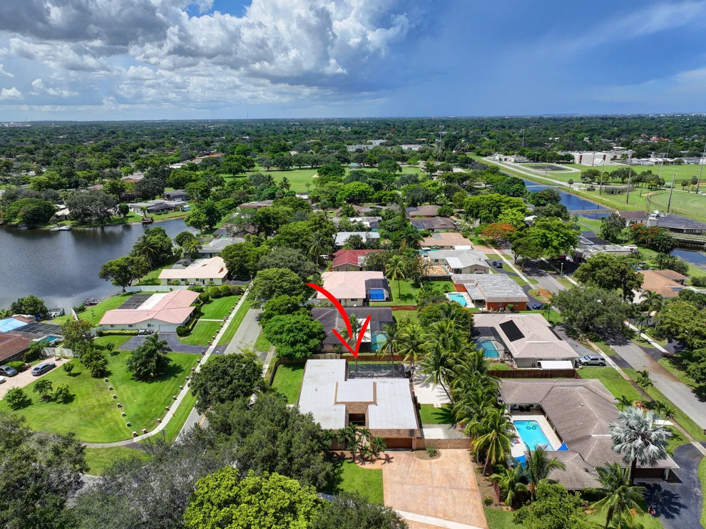 Unit for sale at 6521 SW 20th Street, Plantation, FL 33317