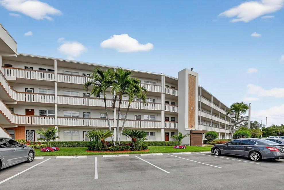 Unit for sale at 4008 Hythe A, Boca Raton, FL 33434