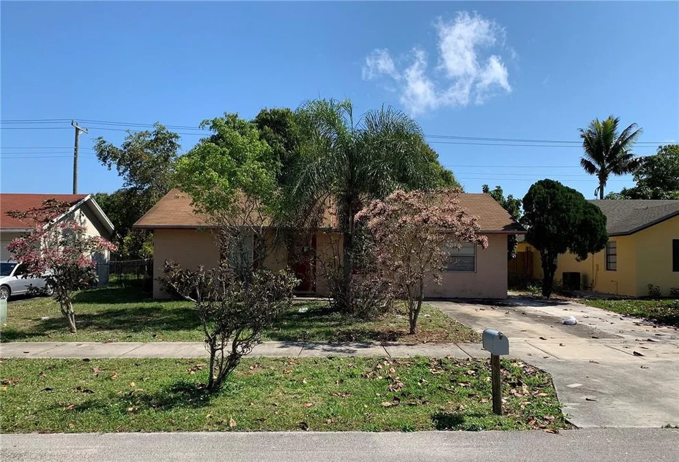 Unit for sale at 4540 NE 1st Avenue, Deerfield Beach, FL 33064