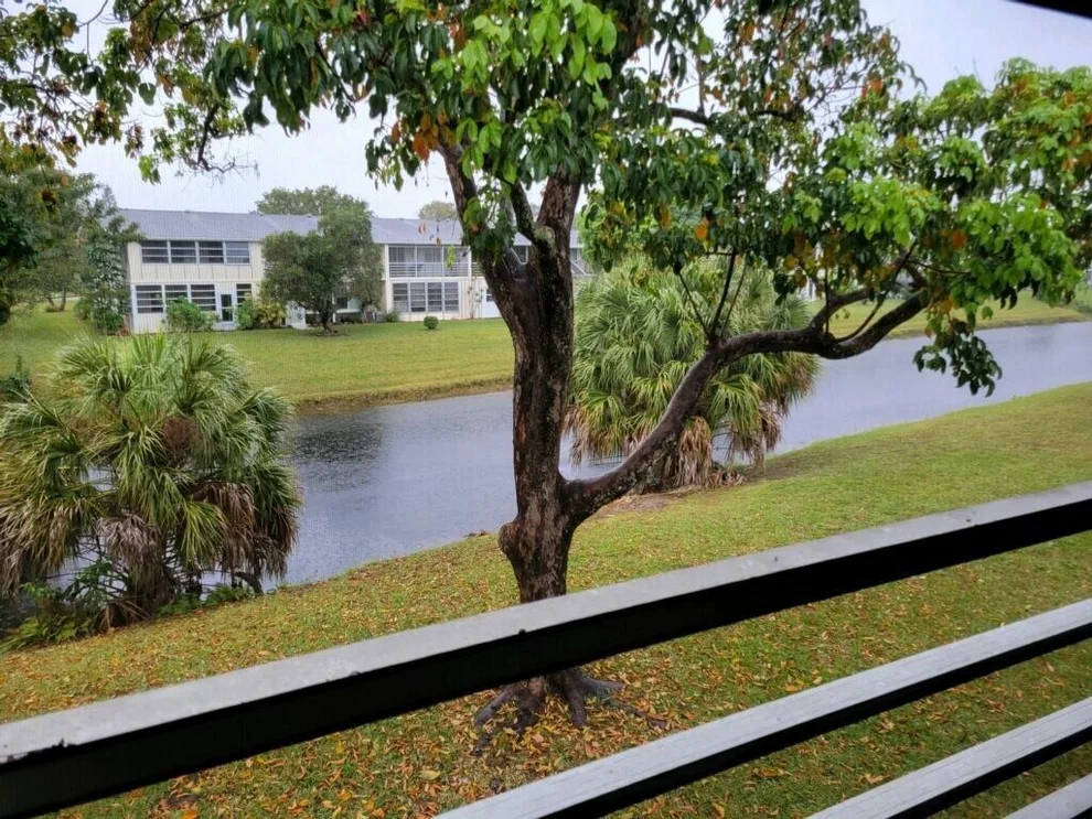 Unit for sale at 14 Lyndhurst A, Deerfield Beach, FL 33442