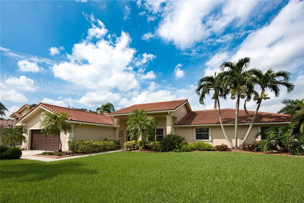 Unit for sale at 10151 SW 20th Street, Davie, FL 33324
