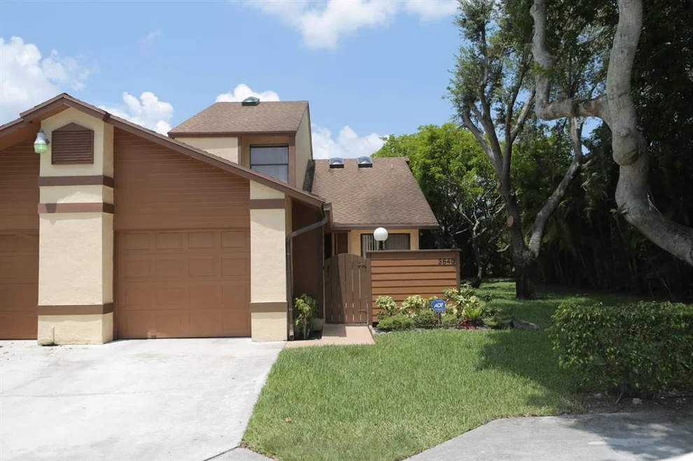 Unit for sale at 3840 Collinwood Lane, West Palm Beach, FL 33406