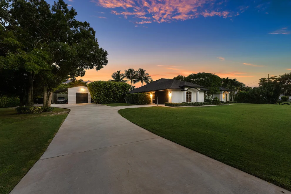 Unit for sale at 18934 44th Place N, Loxahatchee, FL 33470