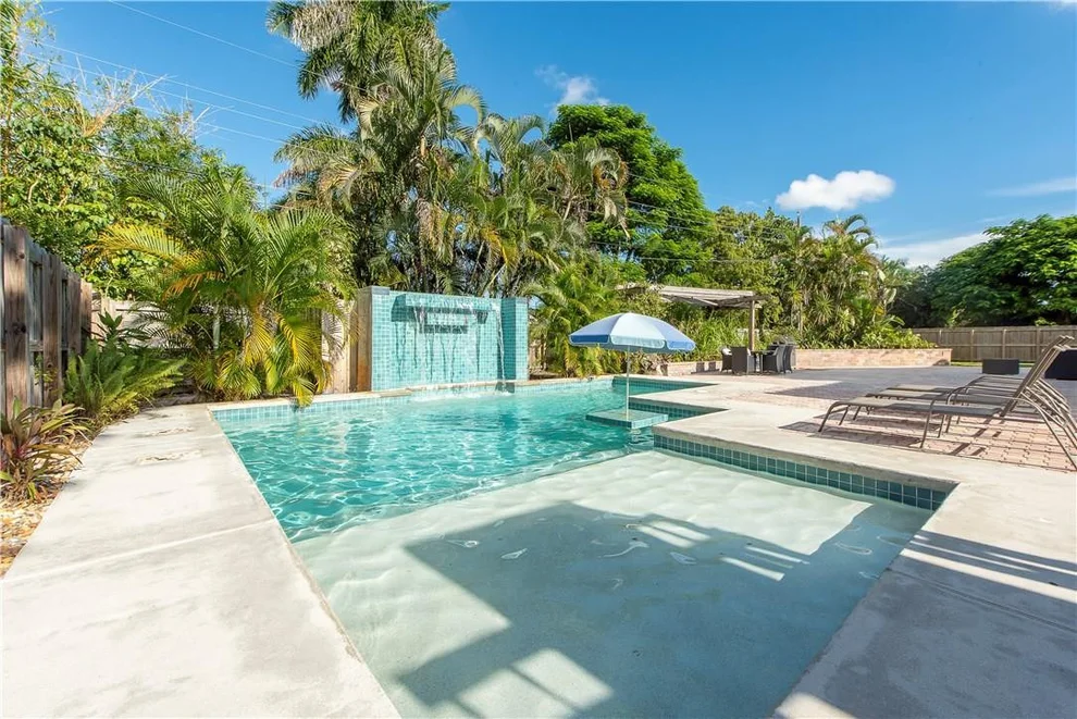 Unit for sale at 2400 NW 6th Avenue, Wilton Manors, FL 33311