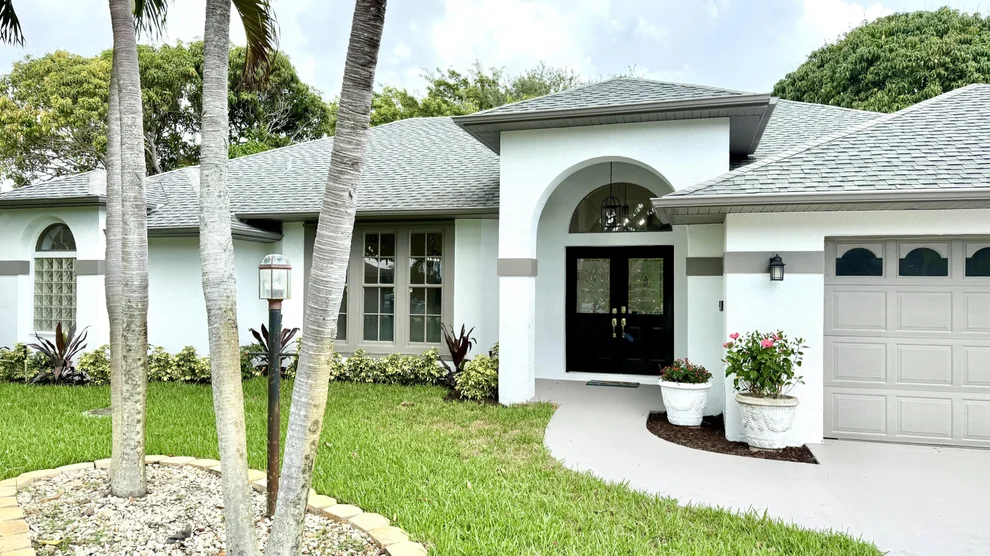 Unit for sale at 2707 SE Rawlings Road, Port St Lucie, FL 34952
