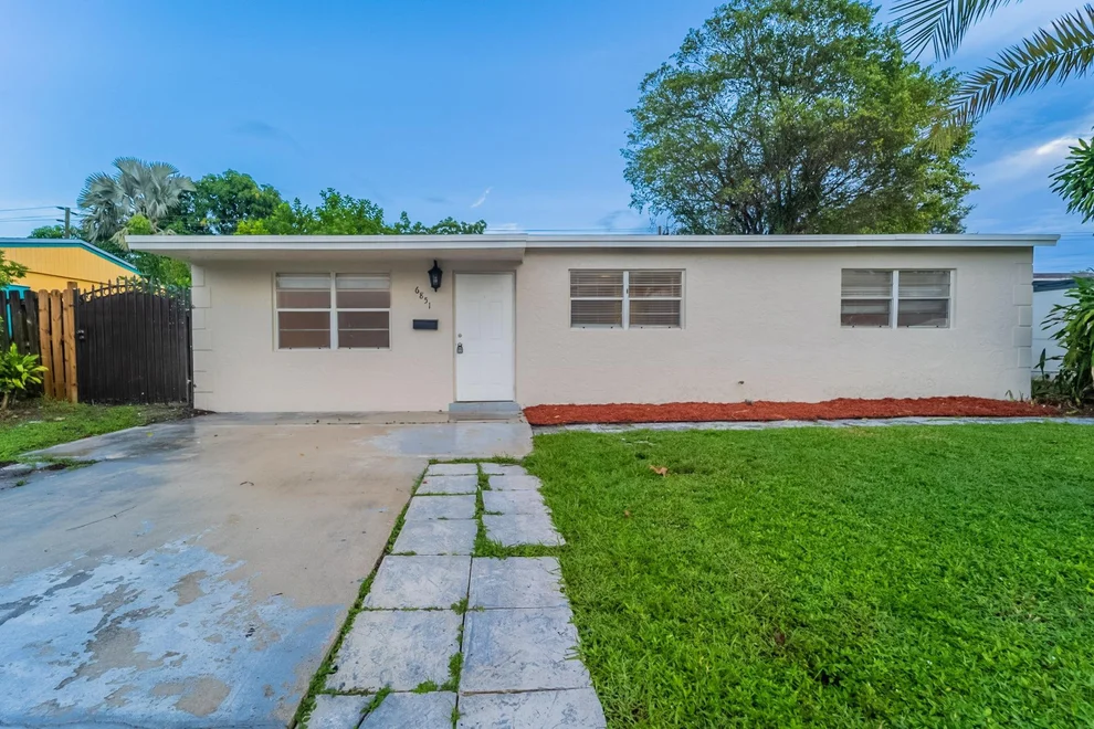 Unit for sale at 6851 Raleigh Street, Hollywood, FL 33024
