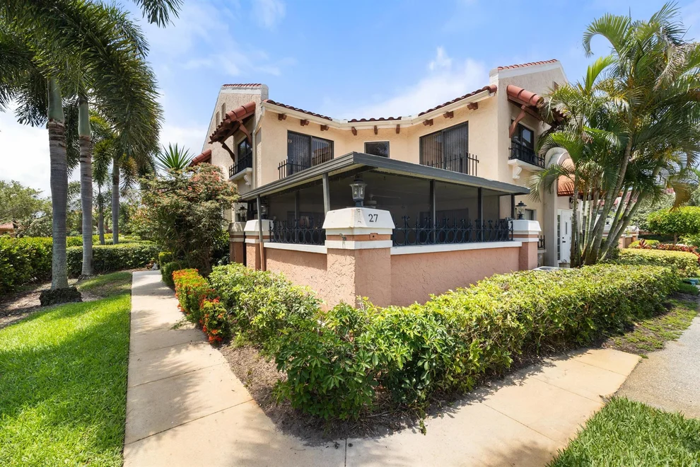 Unit for sale at 27 Uno Lago Drive, Juno Beach, FL 33408