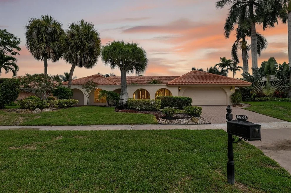 Unit for sale at 5884 Pinebrook Drive, Boca Raton, FL 33433