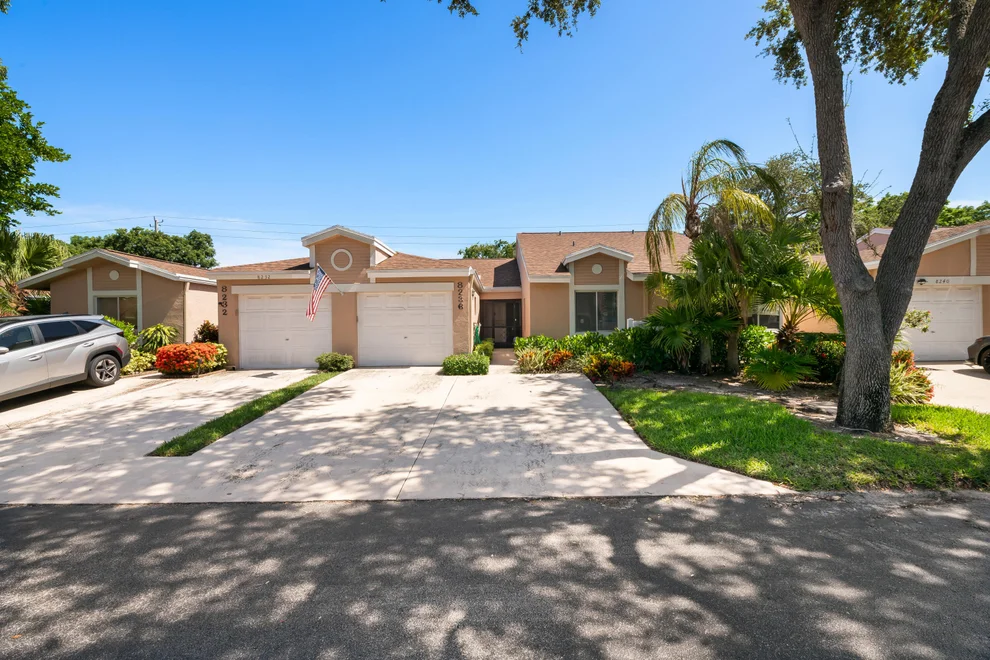 Unit for sale at 8236 Summerbreeze Lane, Boca Raton, FL 33496