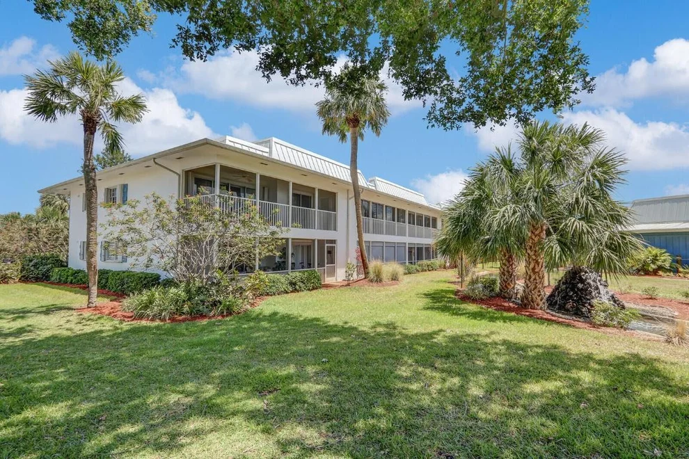 Unit for sale at 1852 SW Palm City Road, Stuart, FL 34994