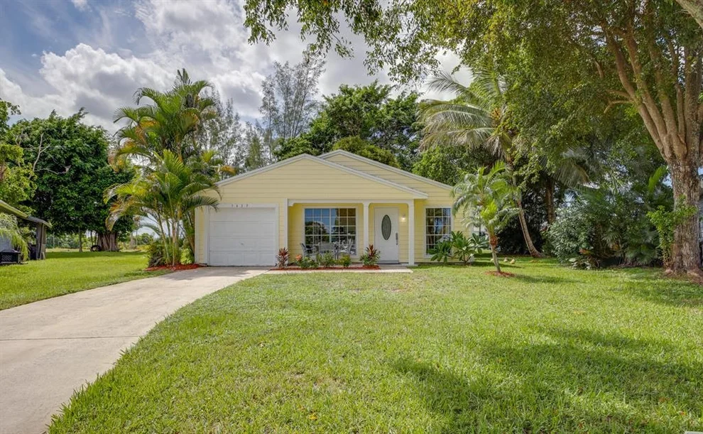 Unit for sale at 5439 Fife Lane, Boynton Beach, FL 33472