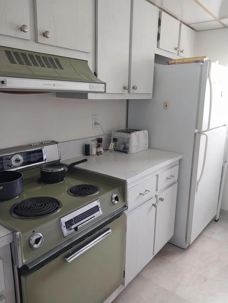 Unit for sale at 300 SW Golfview Terrace, Boynton Beach, FL 33426