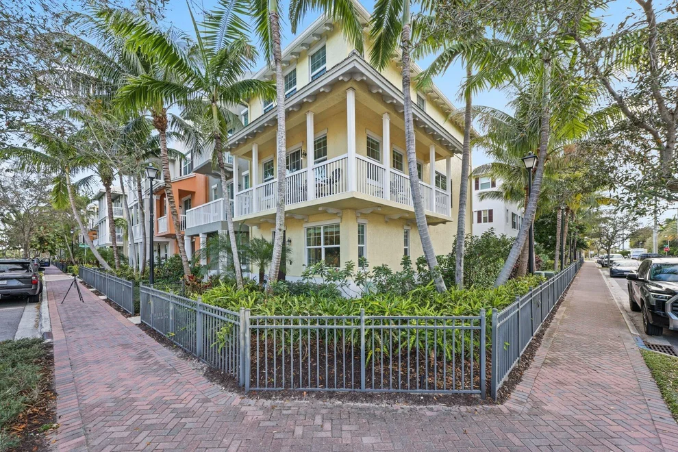 Unit for sale at 100 SW 1st Avenue, Delray Beach, FL 33444