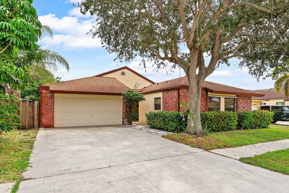Unit for sale at 21423 Summertrace Circle, Boca Raton, FL 33428