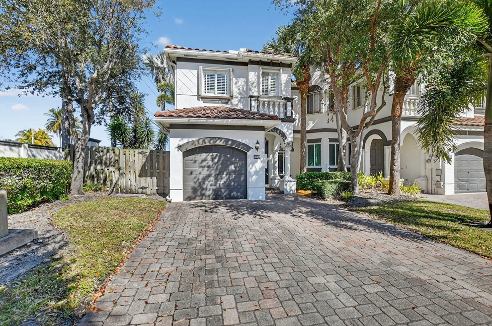 Unit for sale at 4040 Murano Bay Drive, Boynton Beach, FL 33435