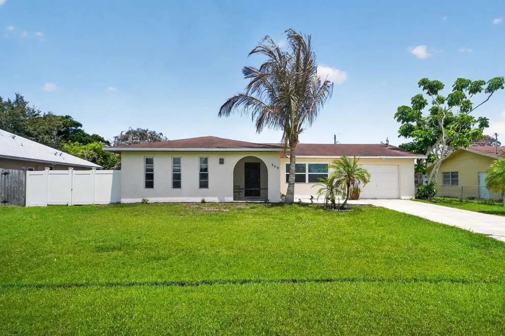Unit for sale at 549 SE Marydale Terrace, Port St Lucie, FL 34983