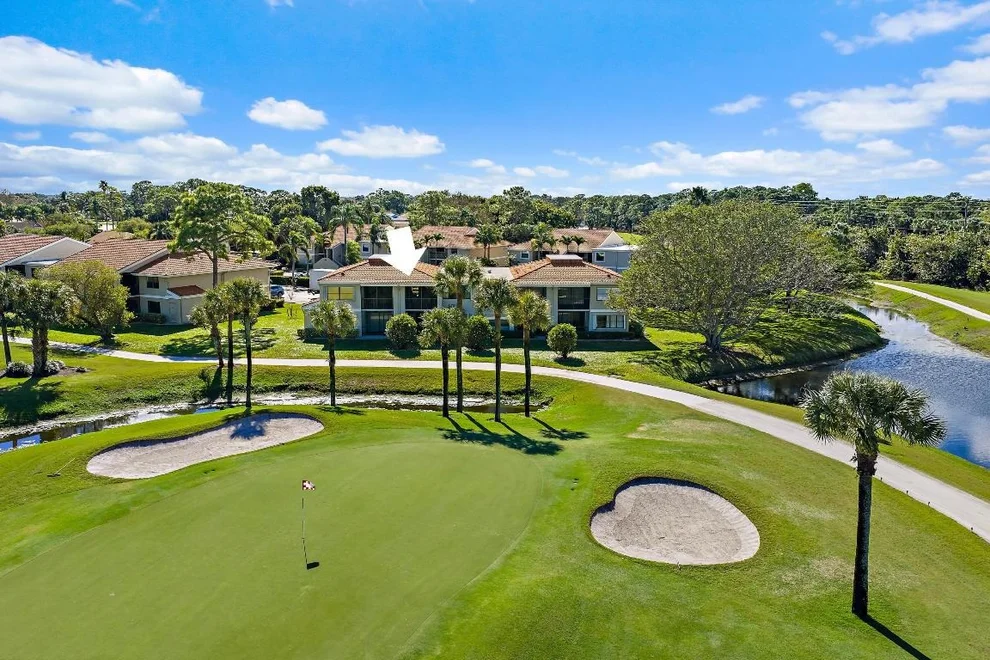 Unit for sale at 13369 Touchstone Place, Palm Beach Gardens, FL 33418