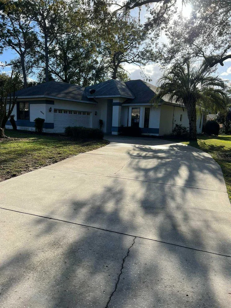 Unit for sale at 19844 SW 93rd Lane Road, Dunnellon, FL 34432