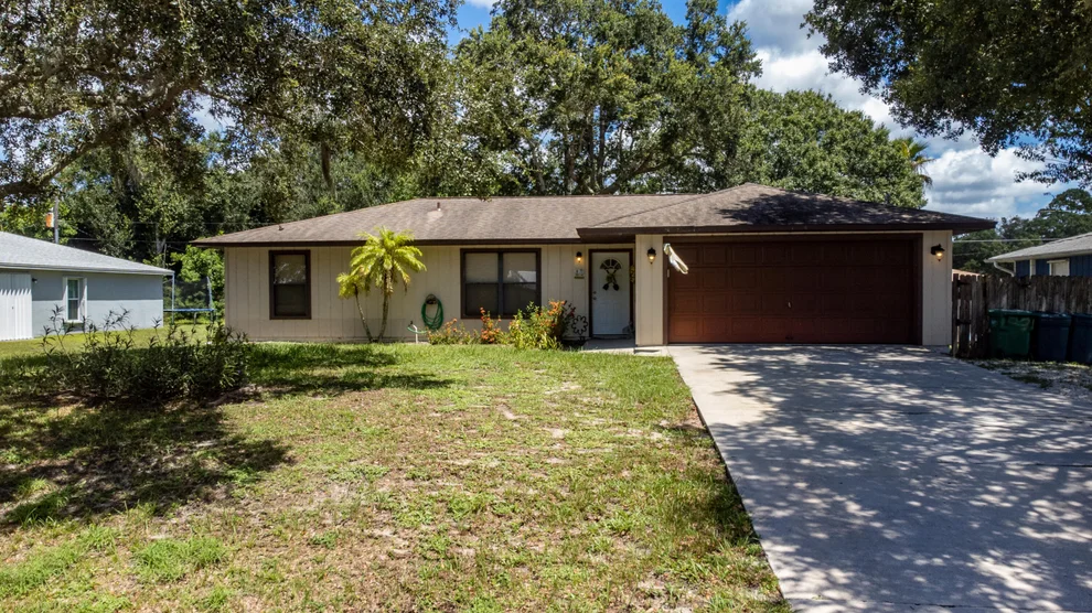Unit for sale at 7506 Coquina Avenue, Fort Pierce, FL 34951