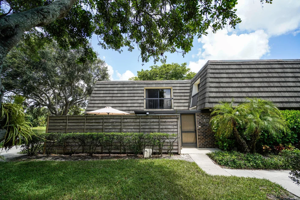 Unit for sale at 812 8th Terrace, Palm Beach Gardens, FL 33418
