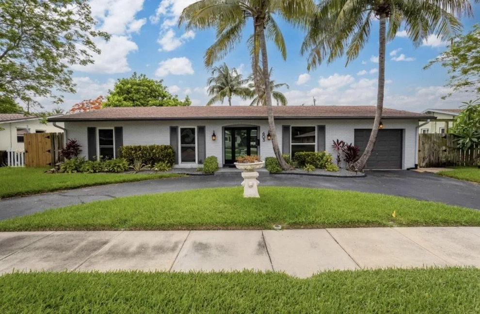 Unit for sale at 603 SE 7th Avenue, Deerfield Beach, FL 33441