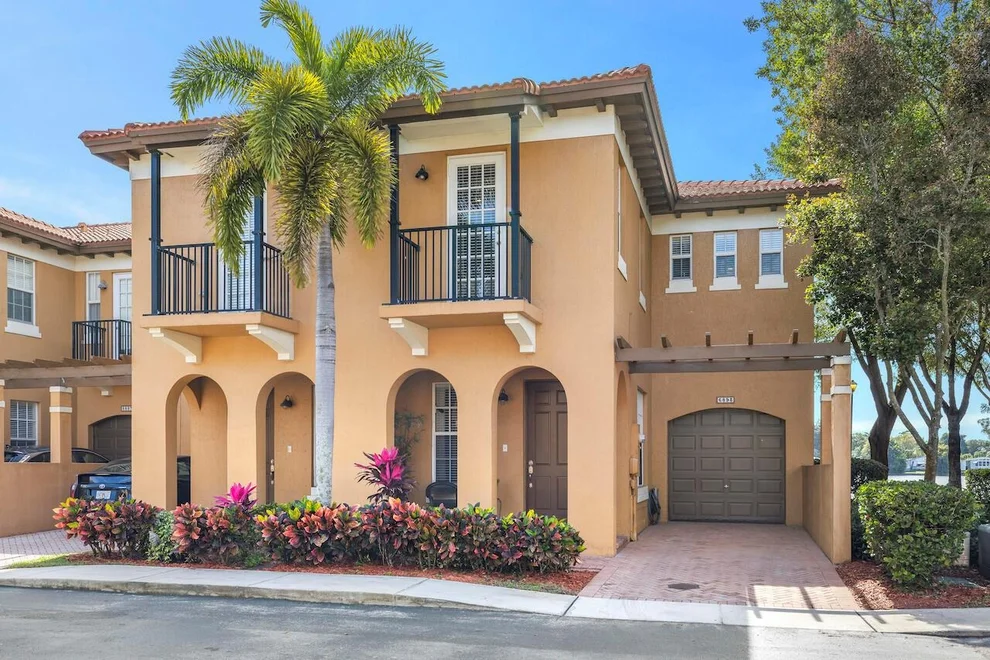 Unit for sale at 6893 Julia Gardens Drive, Coconut Creek, FL 33073