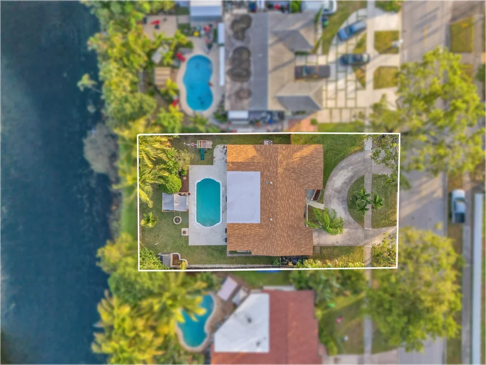 Unit for sale at 364 NW 69th Terrace, Margate, FL 33063