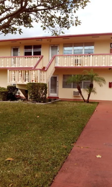 Unit for sale at 94 Waltham D, West Palm Beach, FL 33417