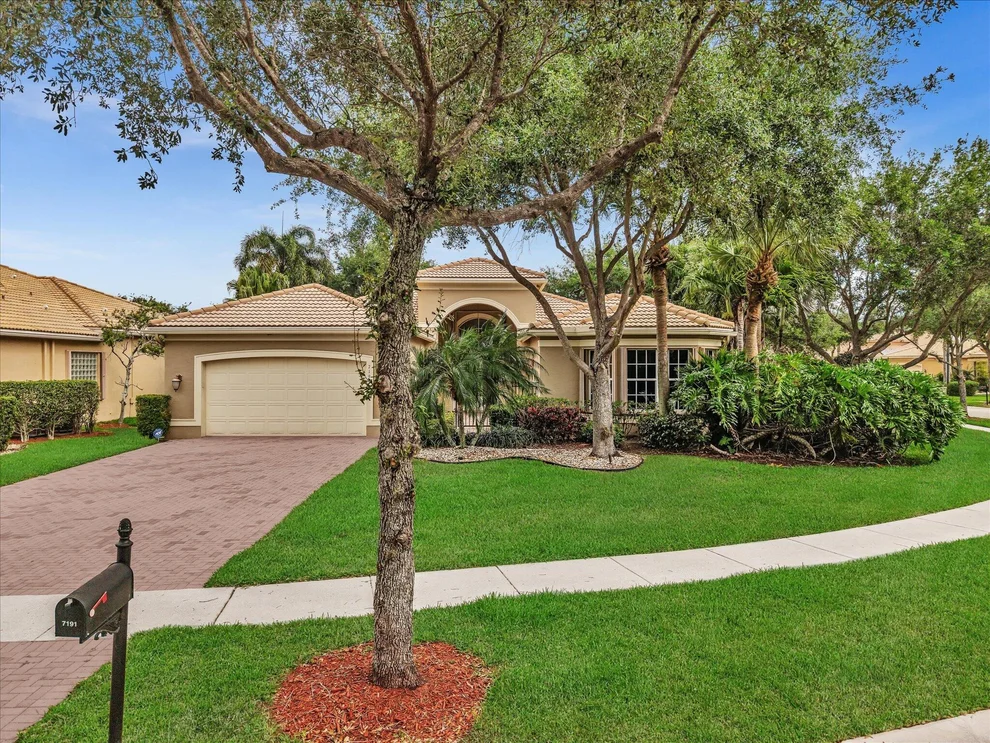 Unit for sale at 7191 Corning Circle, Boynton Beach, FL 33437
