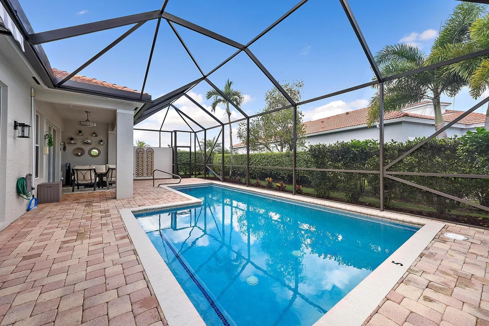 Unit for sale at 101 Casa Grande Court, Palm Beach Gardens, FL 33418