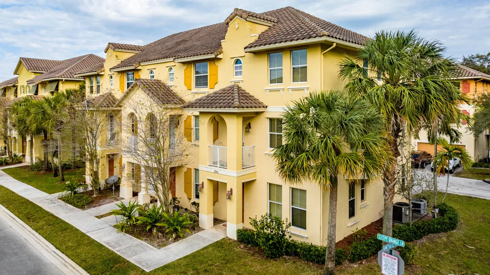 Unit for sale at 3901 Sleepy Orange Lane, Coconut Creek, FL 33073