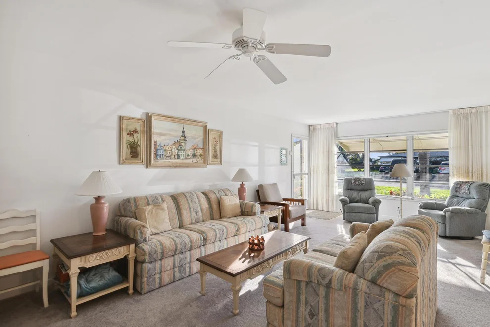 Unit for sale at 1010 Circle Terrace E, Delray Beach, FL 33445