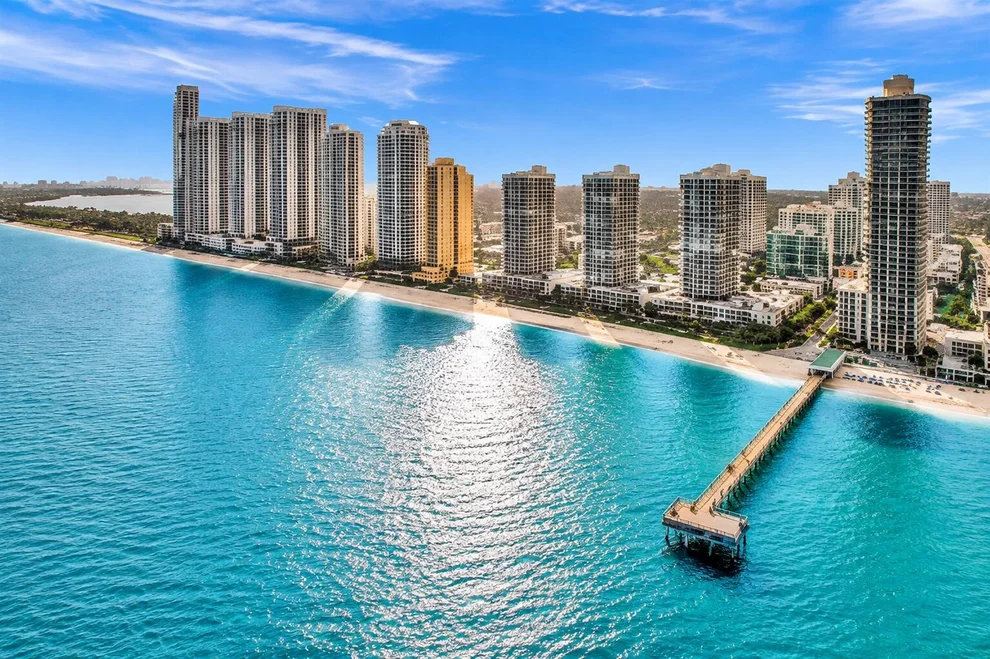Unit for sale at 16425 Collins Avenue, Sunny Isles Beach, FL 33160