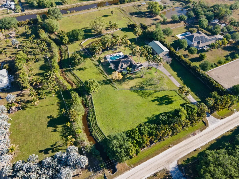 Unit for sale at 16501 Deer Path Lane, Wellington, FL 33470