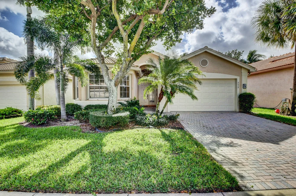 Unit for sale at 6624 Hermosa Beach Lane, Delray Beach, FL 33446