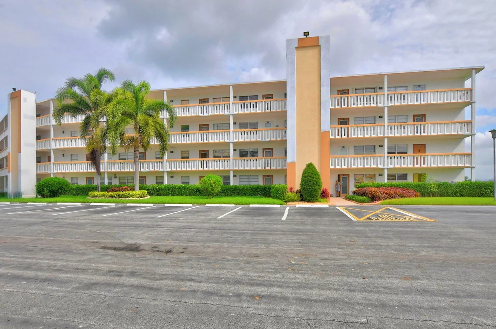 Unit for sale at 3045 Cornwall C, Boca Raton, FL 33434