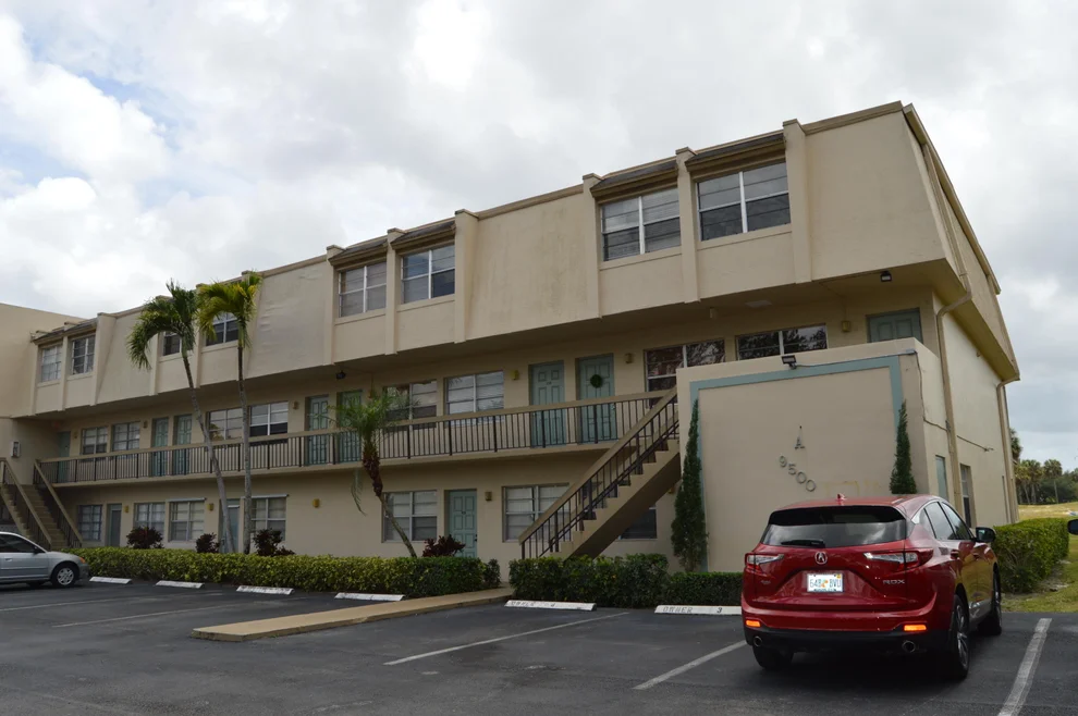 Unit for sale at 9500 SW 3rd Street, Boca Raton, FL 33428