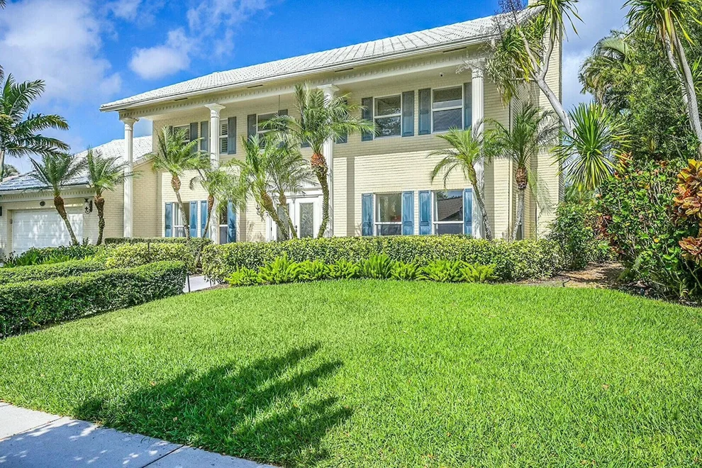 Unit for sale at 435 Deer Creek Woodlake Lane, Deerfield Beach, FL 33442