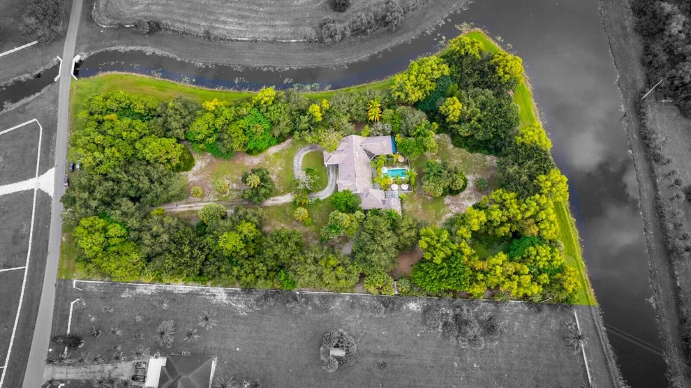 Unit for sale at 17776 Shetland Lane, Loxahatchee, FL 33470