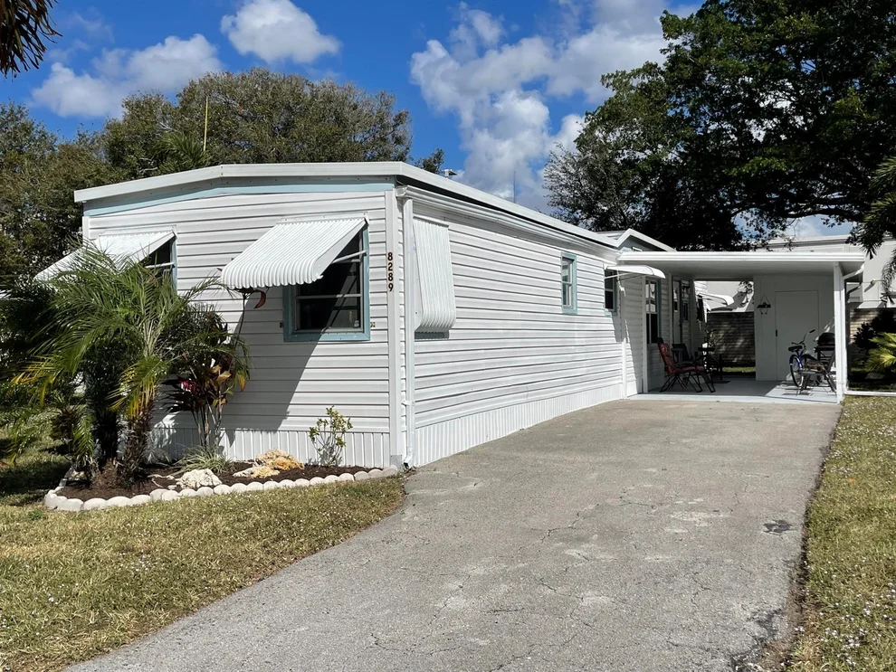 Unit for sale at 8289 E Club Road, Boca Raton, FL 33433