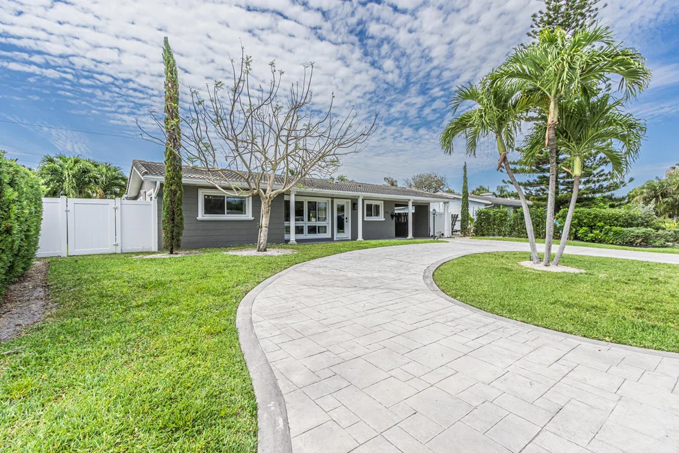 Unit for sale at 2770 NE 53rd Street, Lighthouse Point, FL 33064