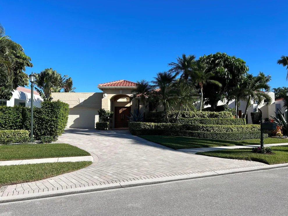 Unit for sale at 17260 Coral Cove Way, Boca Raton, FL 33496