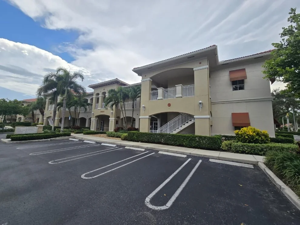 Unit for sale at 5401 N University Drive, Pompano Beach, FL 33067