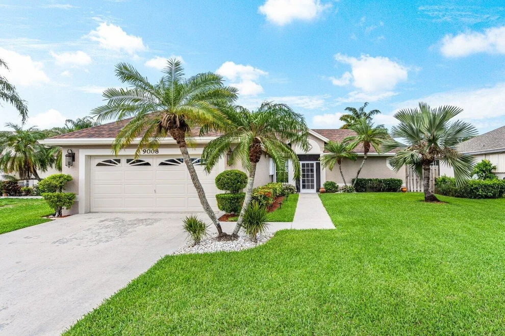 Unit for sale at 9008 Paragon Way, Boynton Beach, FL 33472