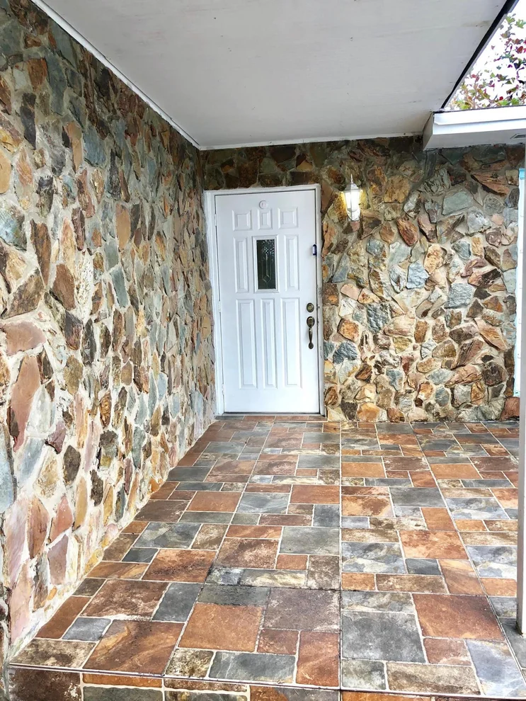 Unit for sale at 2400 Avenue H W, Riviera Beach, FL 33404