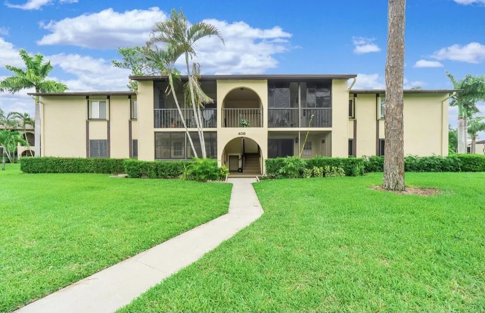 Unit for sale at 406 Pine Glen B2 Lane, Greenacres, FL 33463