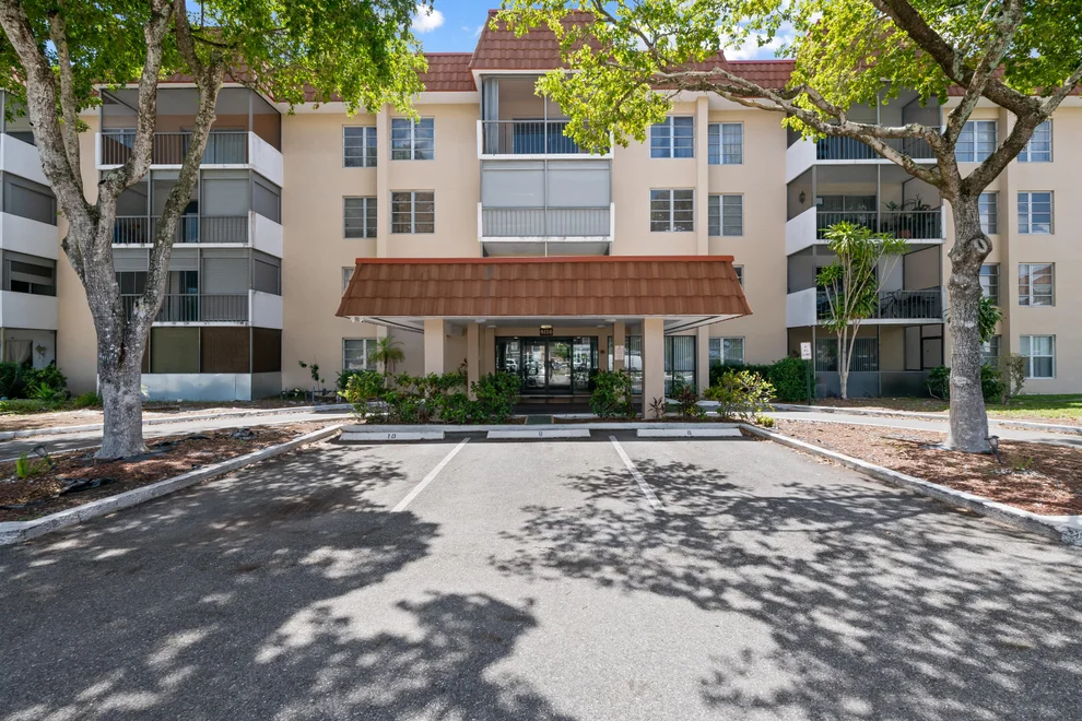 Unit for sale at 4156 Inverrary Drive, Lauderhill, FL 33319