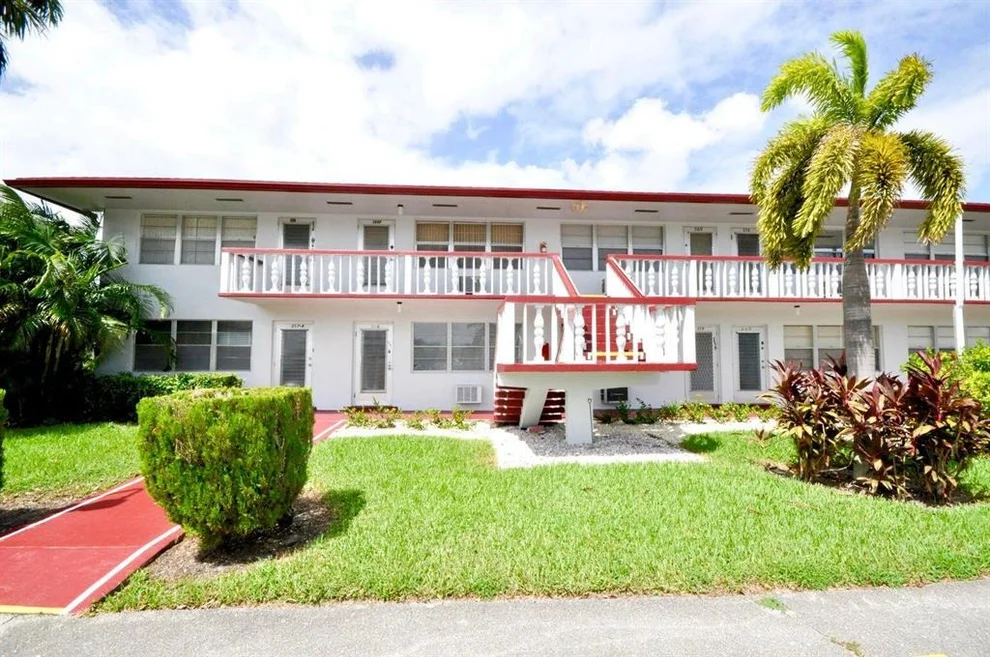 Unit for sale at 362 Camden P, West Palm Beach, FL 33417