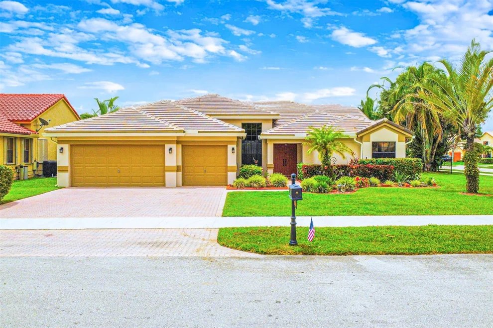 Unit for sale at 9760 Ridge Walk Court, Davie, FL 33328